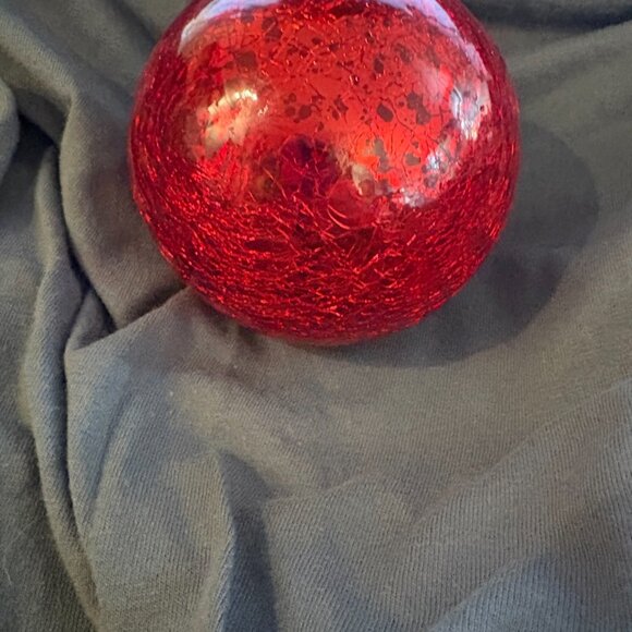 Large Round Heavy Red Mercury Crackle Glass Kugel Ornament, Germany - Picture 3 of 3